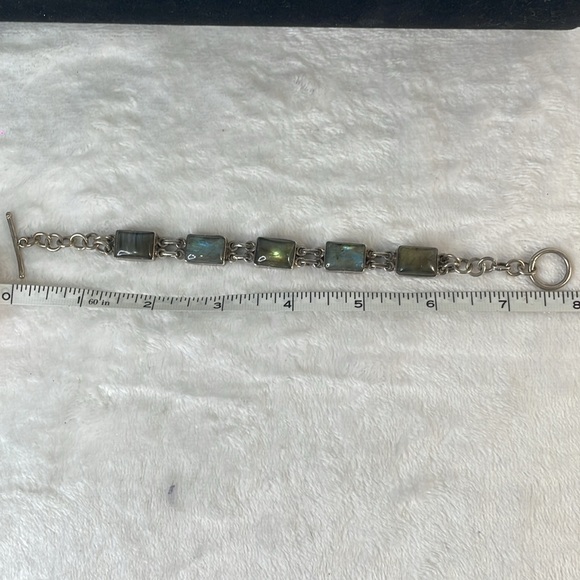 Blue/green Labradorite healing stone and silver bracelet. - Picture 3 of 5